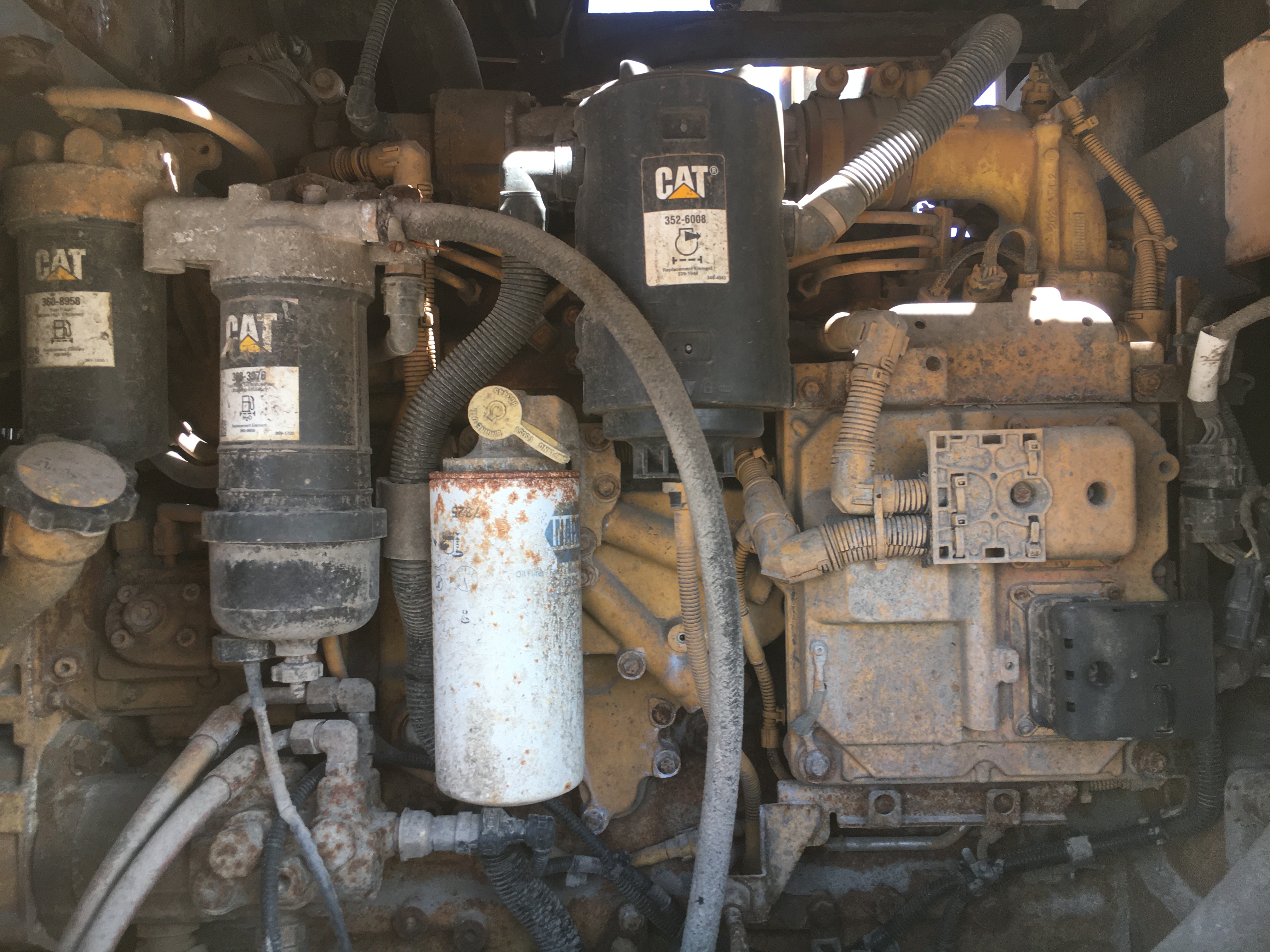 ./imagenes/INVOICE/2019/16445/CARGADOR FRONTAL CAT 924K (8).JPG